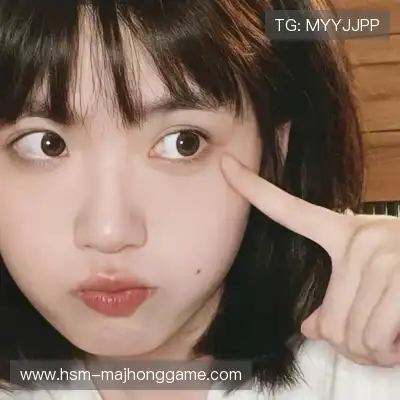 薄香绮